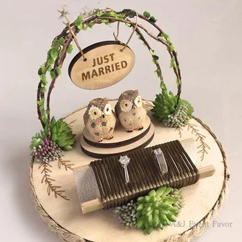 1db tétel Születésnapi parti dekoráció egyedi eljegyzéshordozó gyűrűk párnatartó Boldogság Bagoly gyűrű doboz esküvői fa