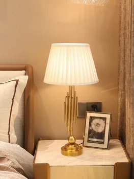 Európai stílusú könnyű luxus asztali lámpadíszek, nappali, hálószoba, éjjeli lámpa, otthoni puha dekorációk